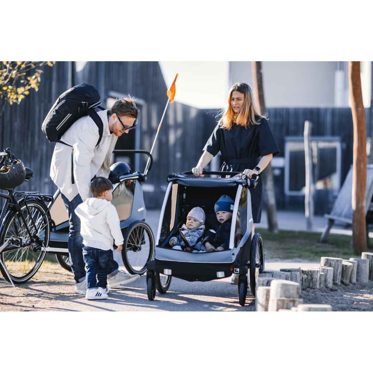 Piekabe Thule Courier | Egejas jūras zilā krāsā