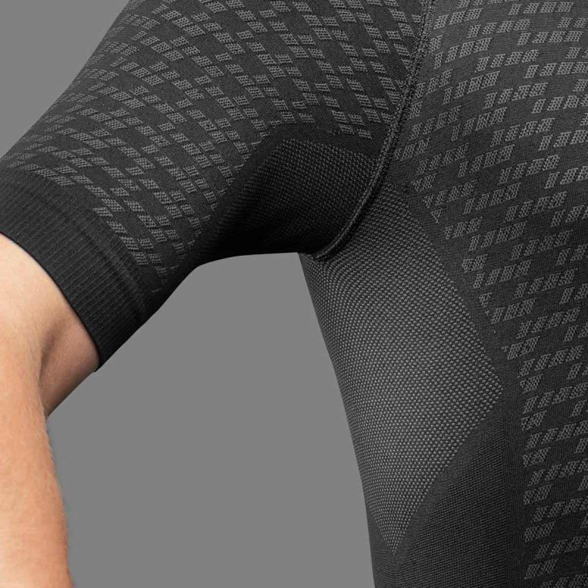 GripGrab Expert bezšuvju viegls bāzes materiāls | Black