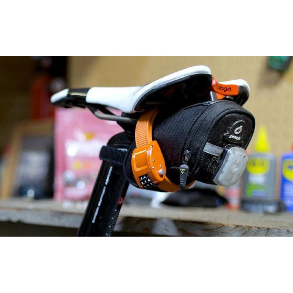 OTTOLOCK 46cm velosipēda slēdzene ar fiksatoru | Oranžs
