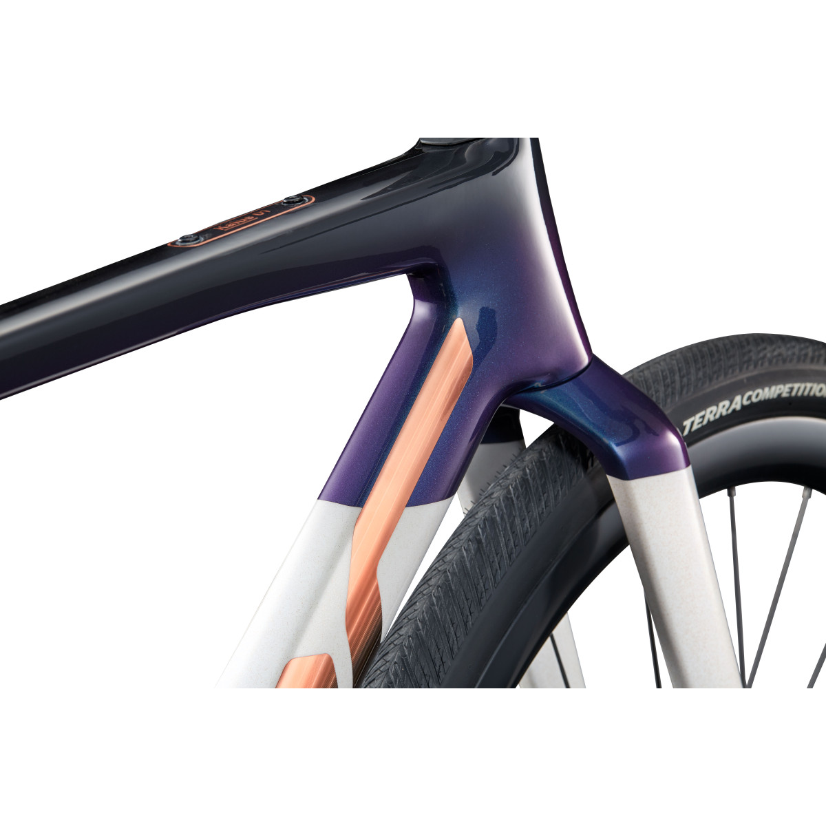 BMC Kaius 01 One grants velosipēds | Copper White - Thunder Blue