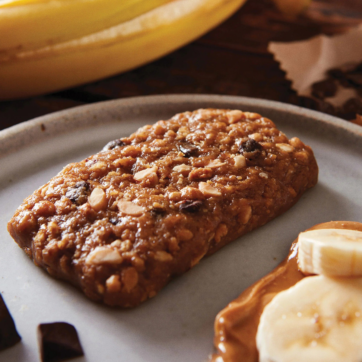 Clif enerģijas batoniņš | 68g | Peanut Butter Banana - Dark Chocolate