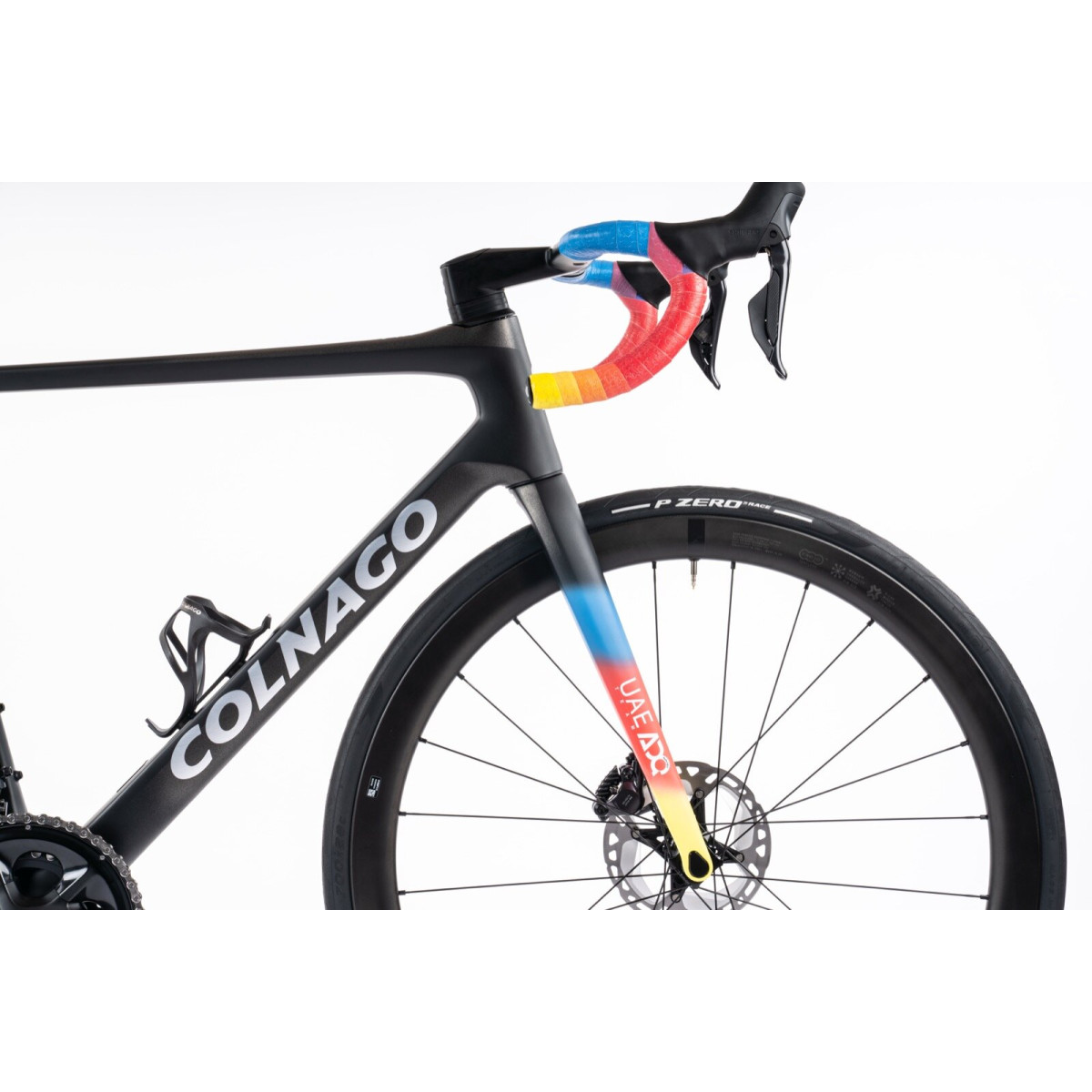 Colnago V4Rs šosejas velosipēds | Shimano Dura Ace R9270 Di2 Disc | Enve WS SES 3.4 C | Team UAE ADQ