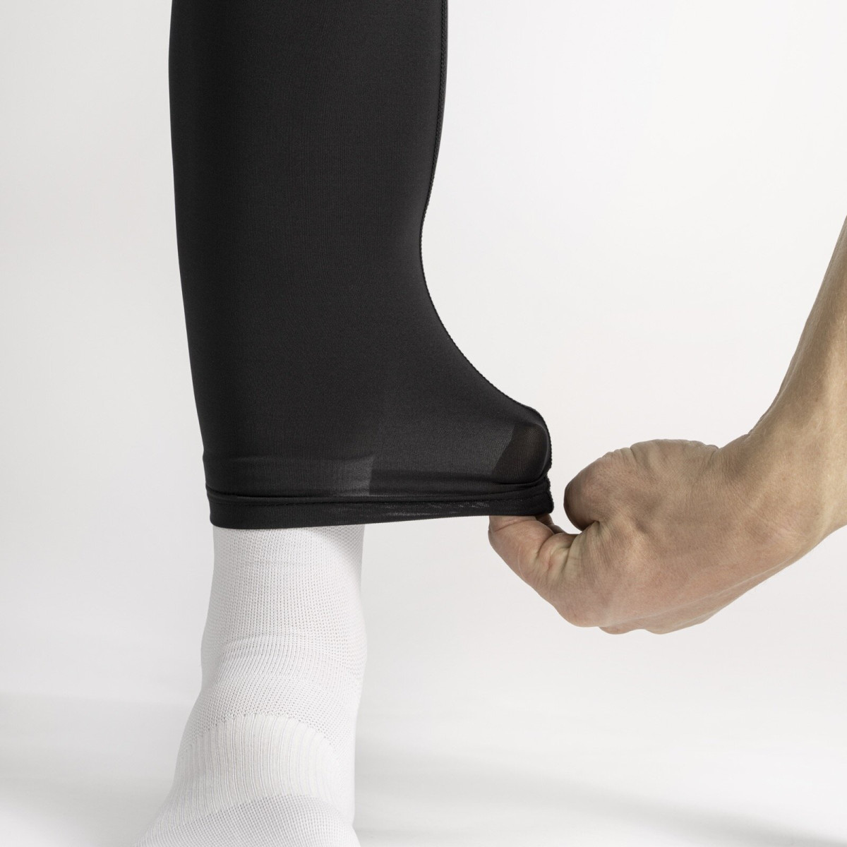 GripGrab UPF 50+ UV kāju aizsargi pret sauli | Black