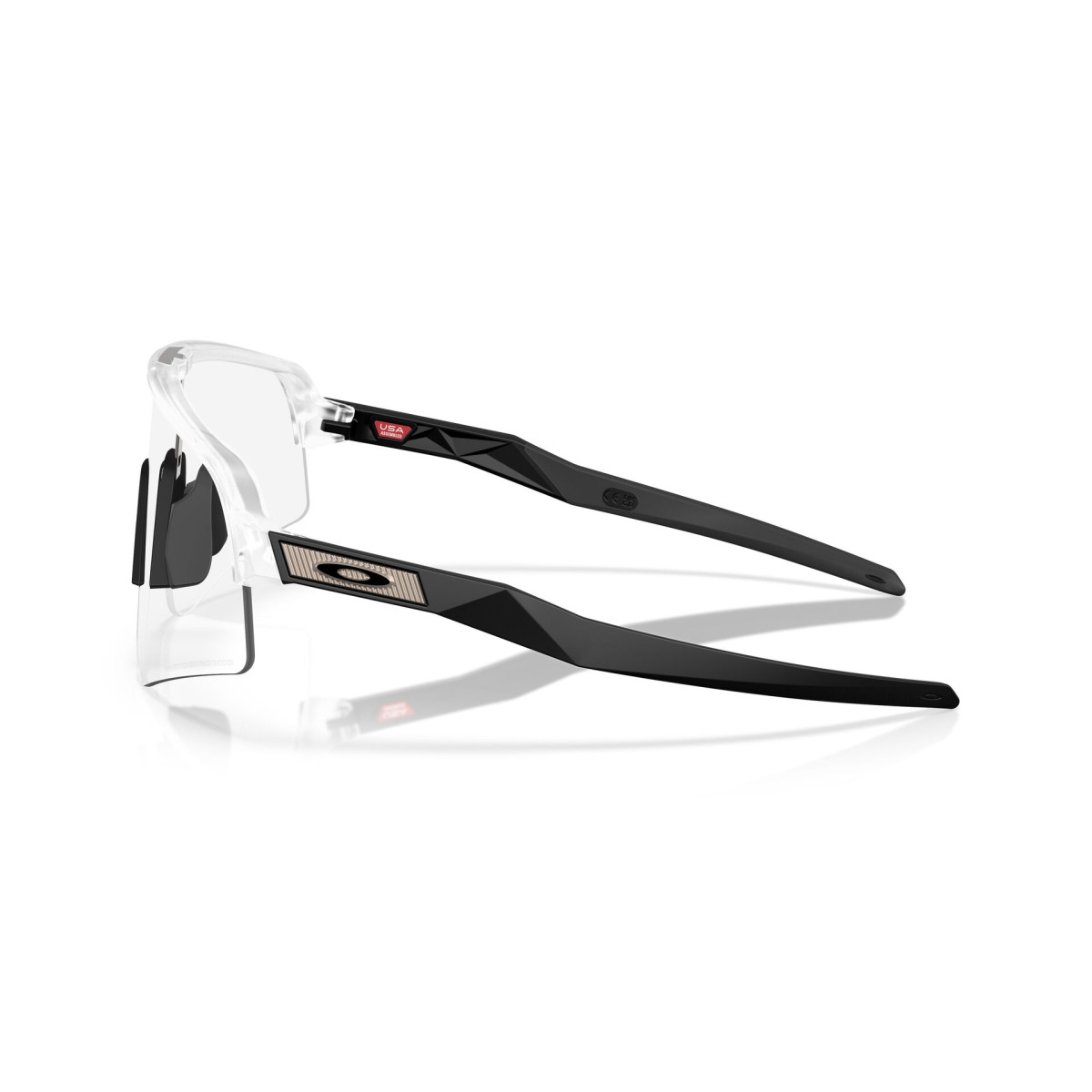 Oakley Sutro Lite Sweep saulesbrilles | Matte Clear - Clear to Black Iridium Photochromic