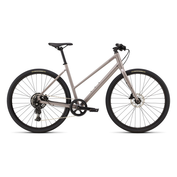 Specialized Sirrus X 2.0 Step-Through fitnesa velosipēds | Gloss Desert Metallic