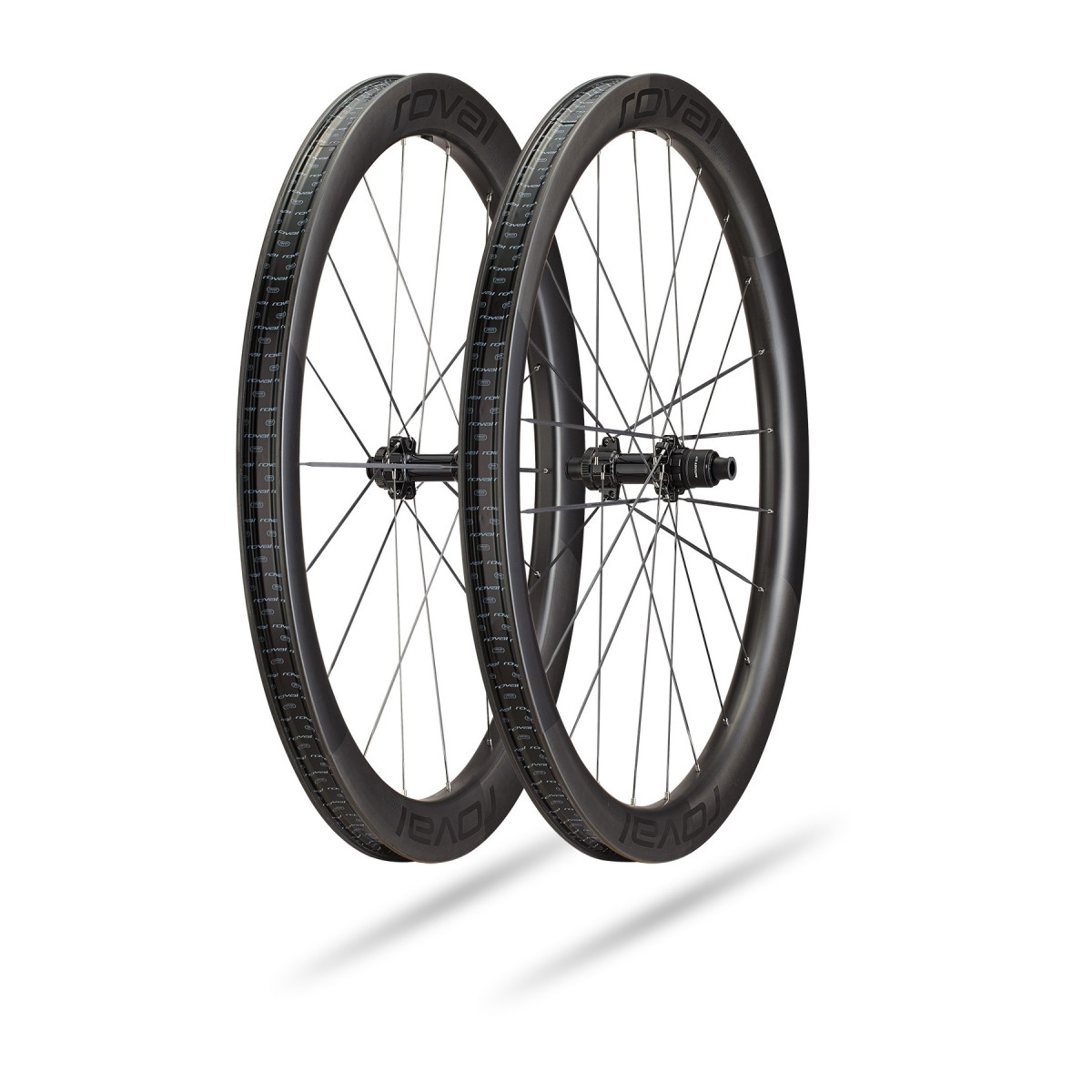 Roval Terra Aero CLX oglekļa priekšējais ritenis | Satin Carbon - Gloss Black