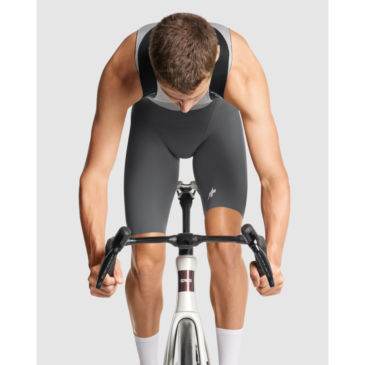 Assos Equipe R S11 šorti | Robust Grey