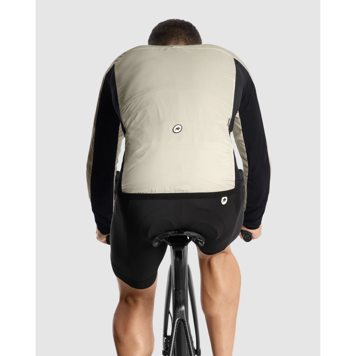 Assos Mille GT c2 Wind vējjaka | Mēness smiltis