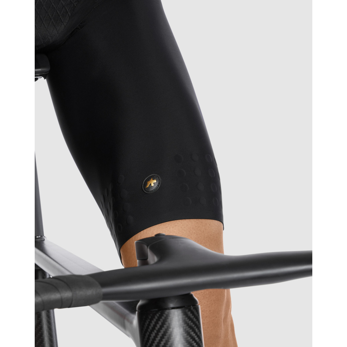 Assos Mille GTO C2 šorti | Flamme d'Or (garās)