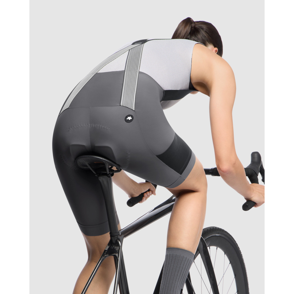 Assos Tactica Kieskäfer T5 Gravel sieviešu šorti | Robust Grey