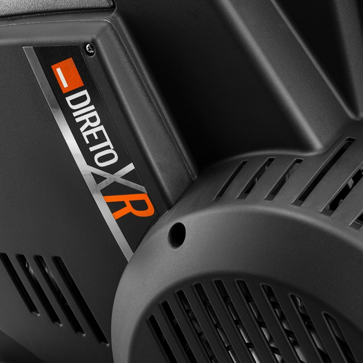 Elite Direto XR trenažieris | Zwift Cog and Click