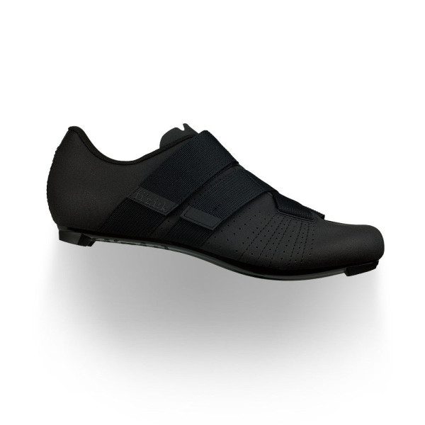 Fizik Tempo Powerstrap R5 šosejas apavi | Black - Black Fizik Tempo Powerstrap R5 šosejas apavi | Black - Black