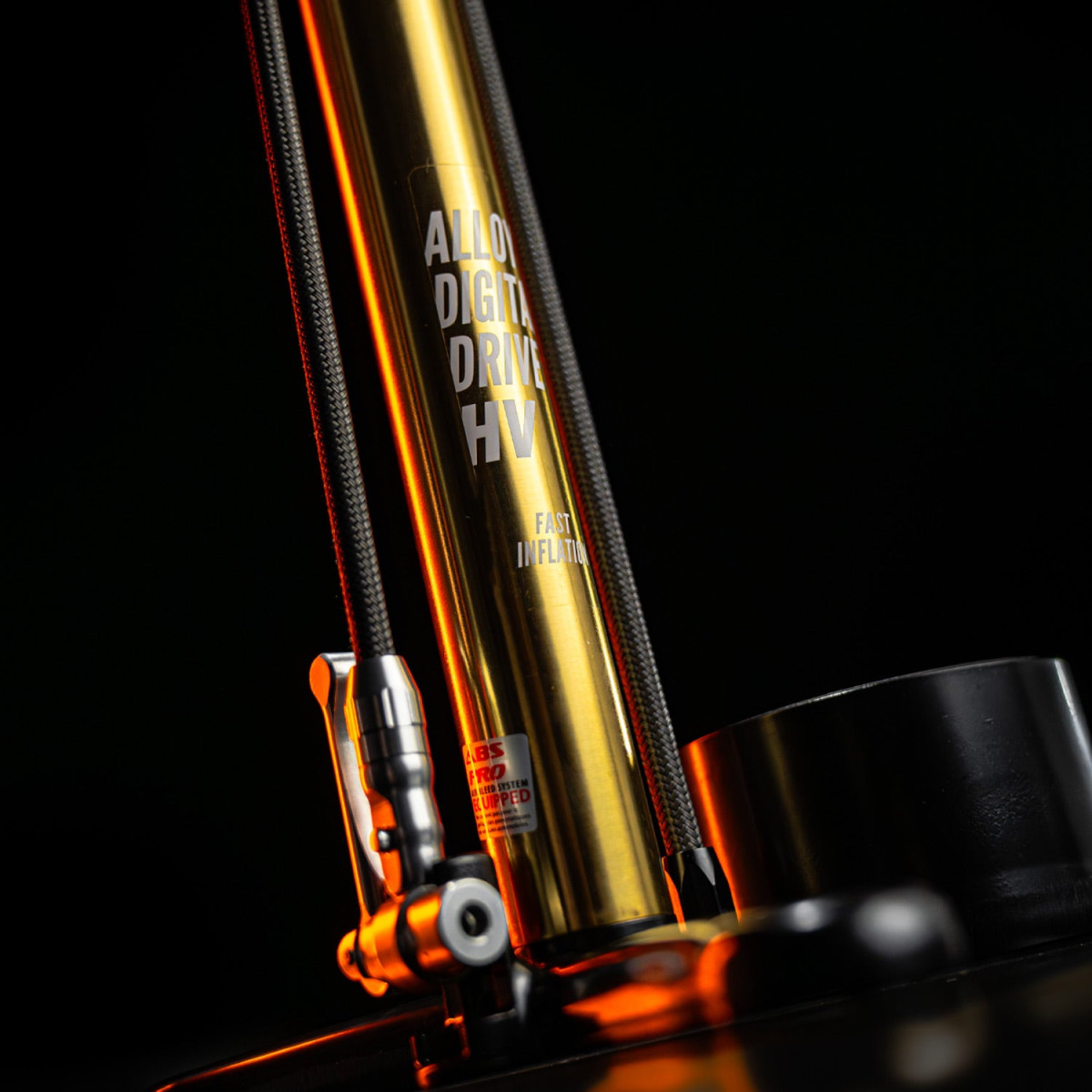 Lezyne Alloy HV Digital Drive 3.5 grīdas pumpis | 18K Gold