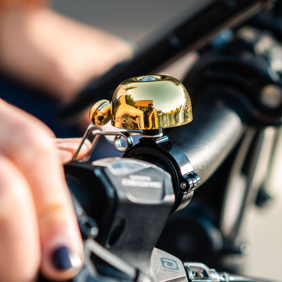Lezyne Classic Brass HM velosipēdu zvans | Melns
