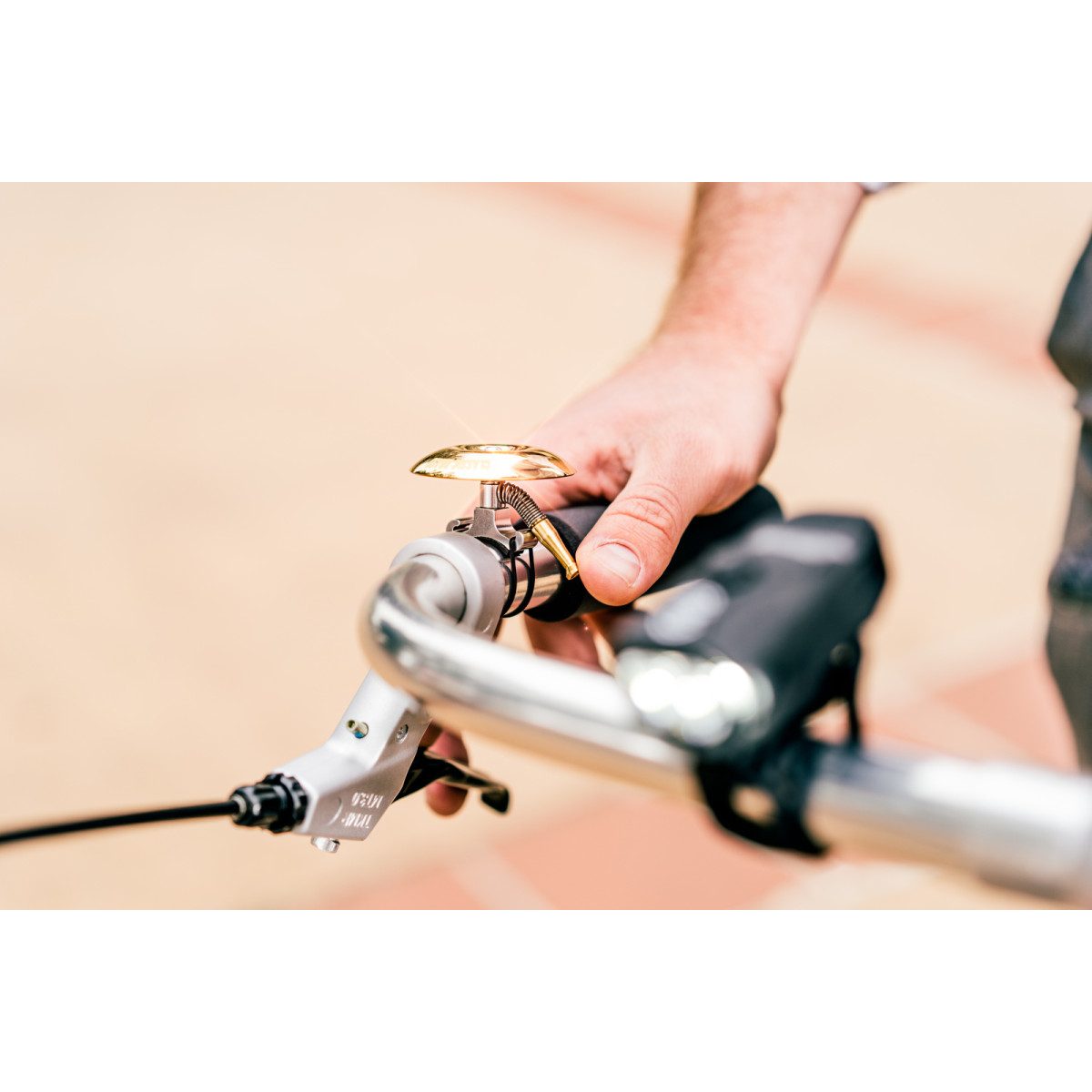 Lezyne Classic Shallow Brass velosipēda zvaniņš | Black