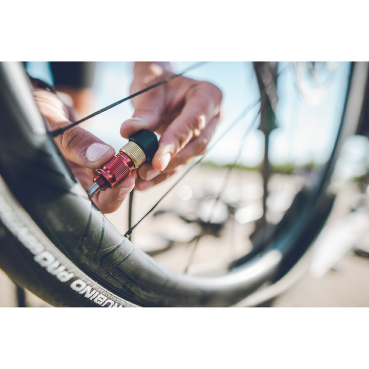 Lezyne CNC 3.5 grīdas pumpis | Gloss Silver