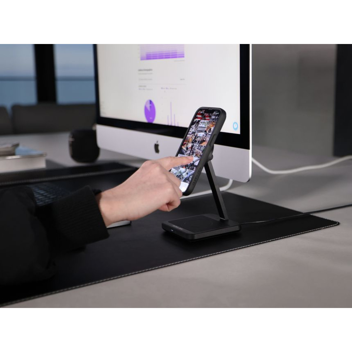 Quad Lock® MAG Dual Desktop bezvadu lādētājs