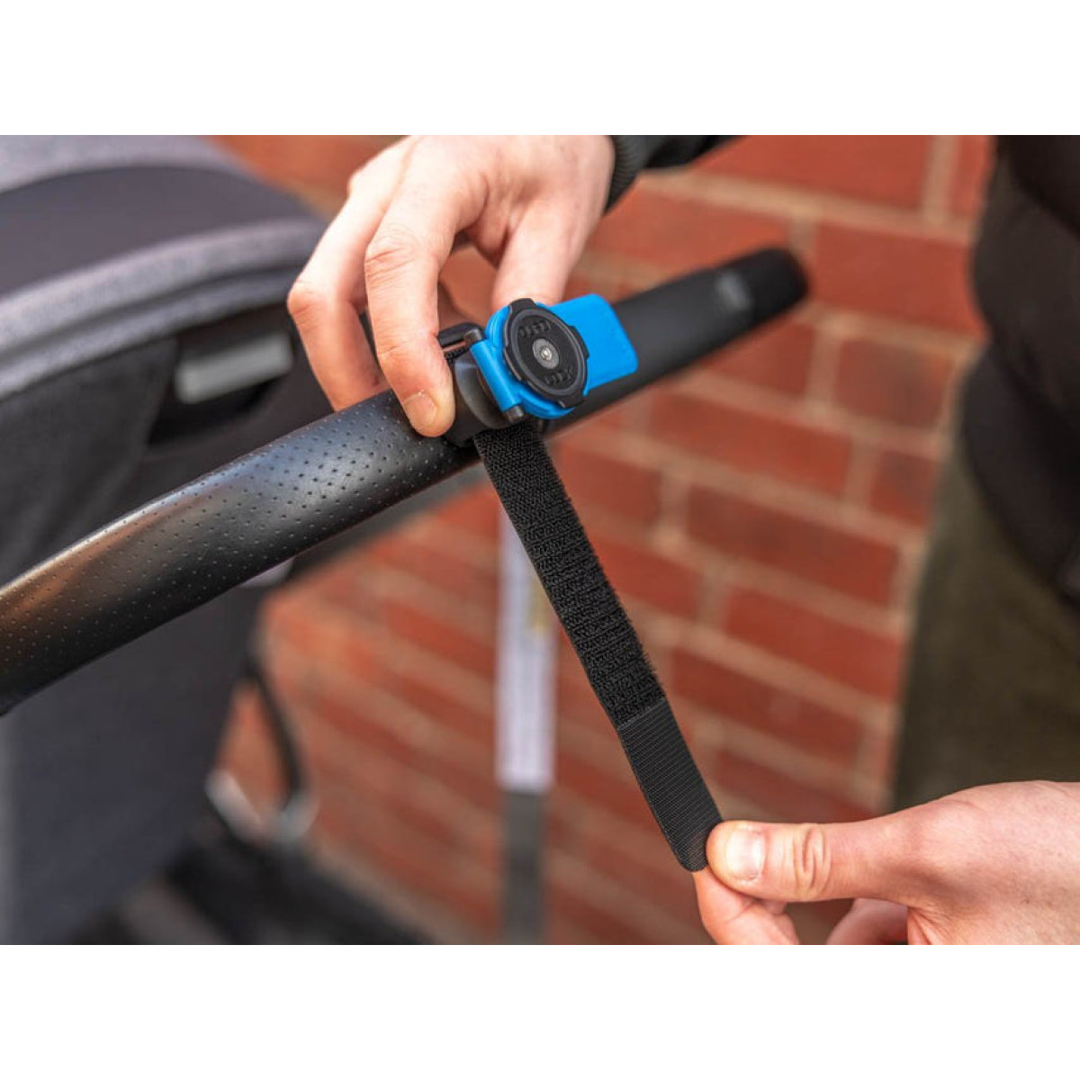 Quad Lock® ātrās noņemšanas siksnas stiprinājums
