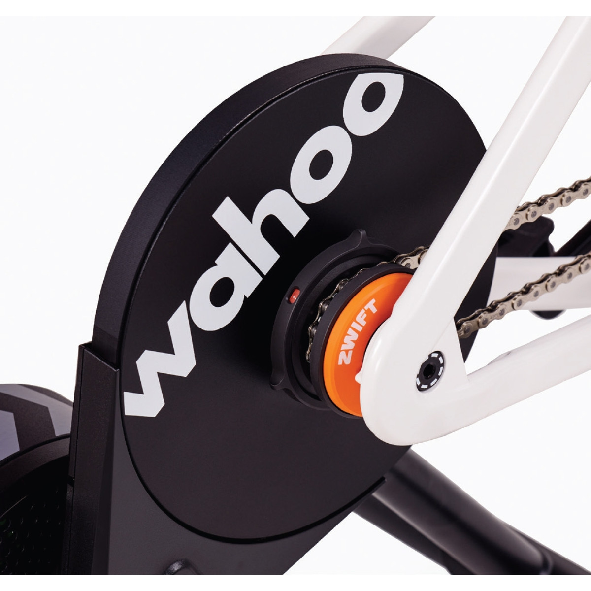 Wahoo KICKR CORE 2 velotrenažieris | Zwift Cog and Click